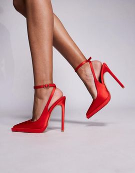 SIMMI Shoes Simmi London Landen platform heeled pumps in red satin
