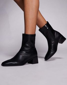 SIMMI Shoes Simmi London Nimer block heeled mid ankle boots in black