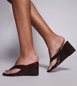 Simmi Wide Fit Simmi London Wide Fit Jules wedge sandals in brown suedette