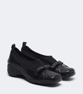 Simone Rocha Simone Rocha Bow-detail leather-trimmed slip-on shoes
