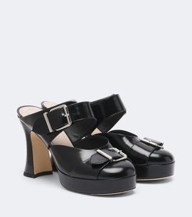 Simone Rocha Simone Rocha Buckle Sculpt leather mules