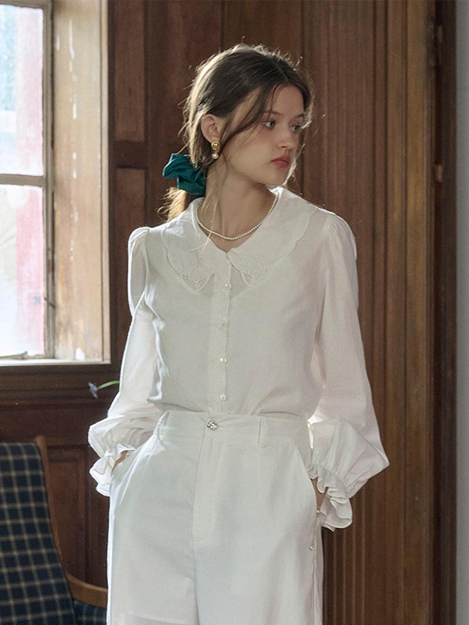 Simple Retro SR_Embroidered doll collar shirt