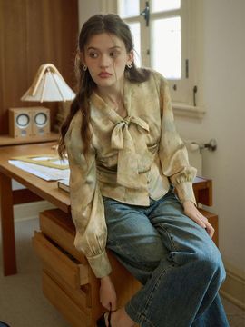 Simple Retro Vintage Oil Painting Print Shirt