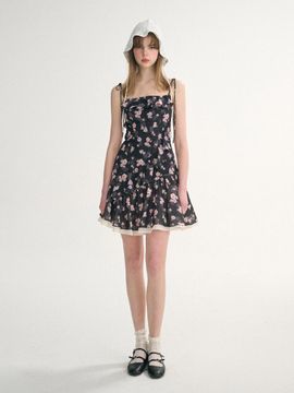 Sincethen Petit Rose Strap Mini Dress [Black]