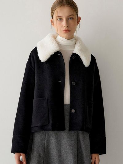 sisterhood Fur Collar Merino Wool Short Coat [Black]