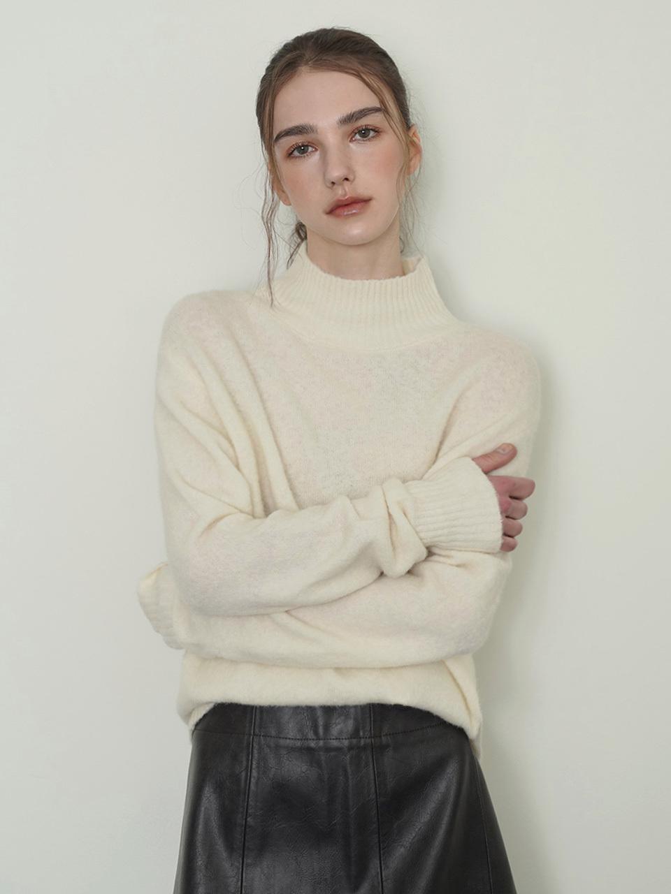 sisterhood Fur Mock Neck Relaxed Fit Knit [Ivory]
