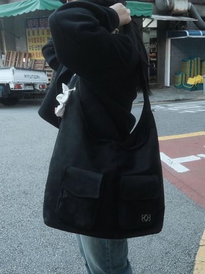 Siweol107 Roppie hobo bag (suede black)