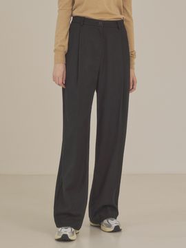 Siyazu Essential One Tuck Wide Slacks - Black