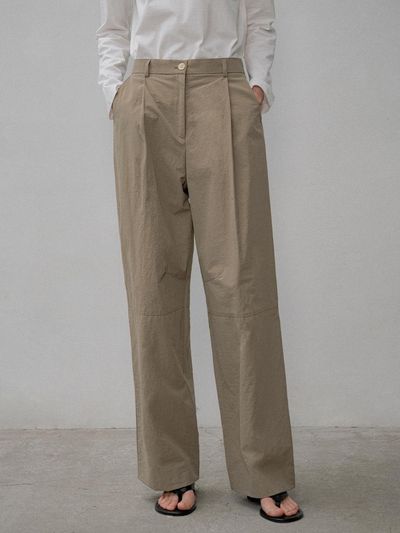 Siyazu Half Elastic Waist Single Pleat Nylon Pants [Mocha beige] (SIPT7142)