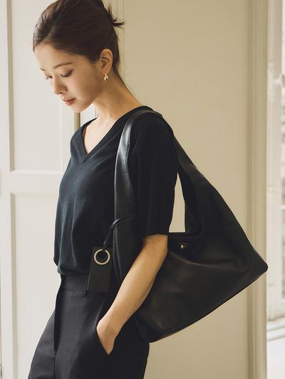 Siyazu Lambskin Premium Leather La Belle Shoulder Bag [Black] (SIAC3067)
