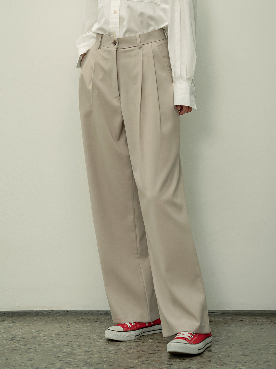 Siyazu Muse Two Tuck Wide Slacks (Beige)