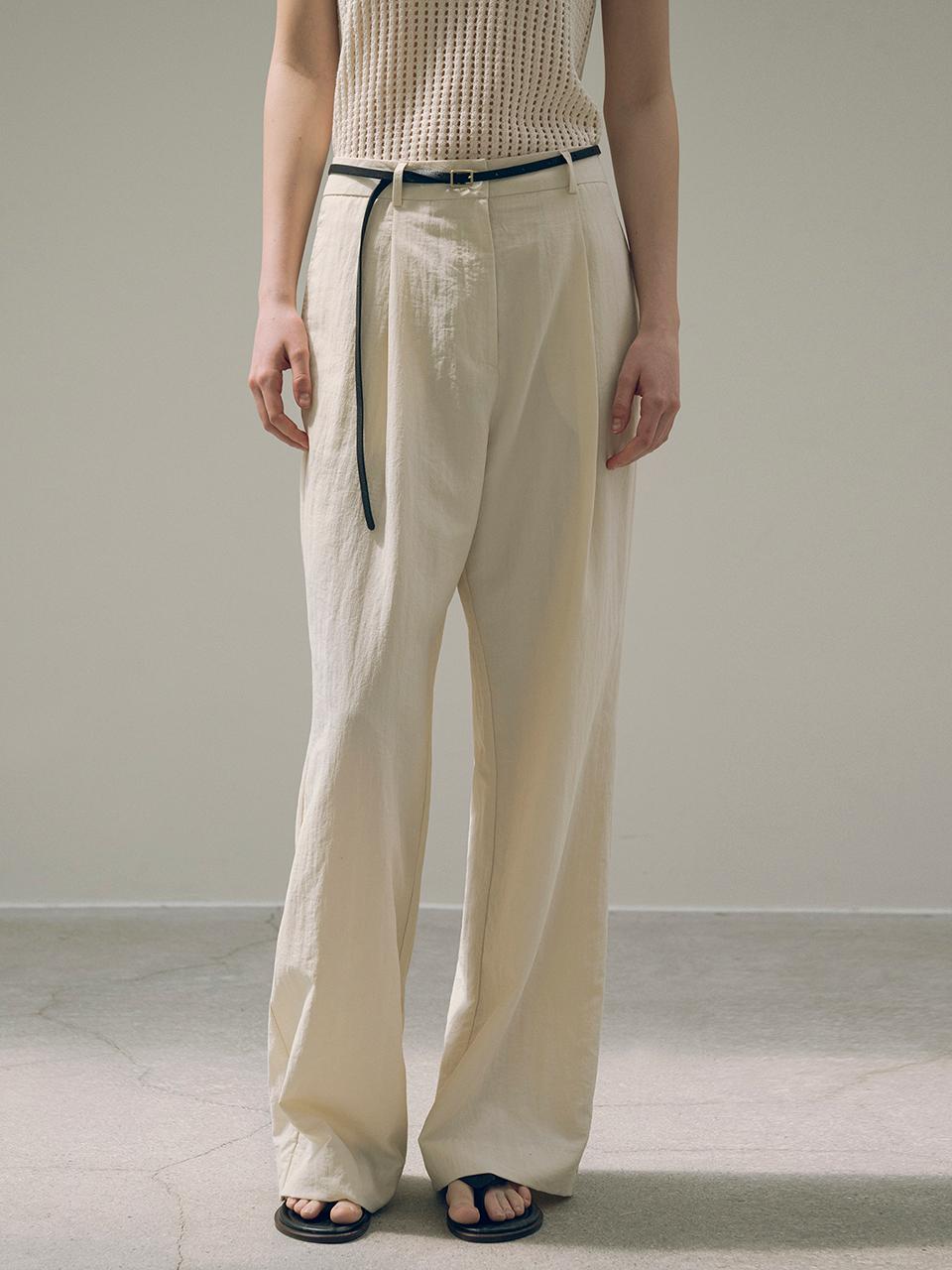 Siyazu Semi Boots Cut Slacks