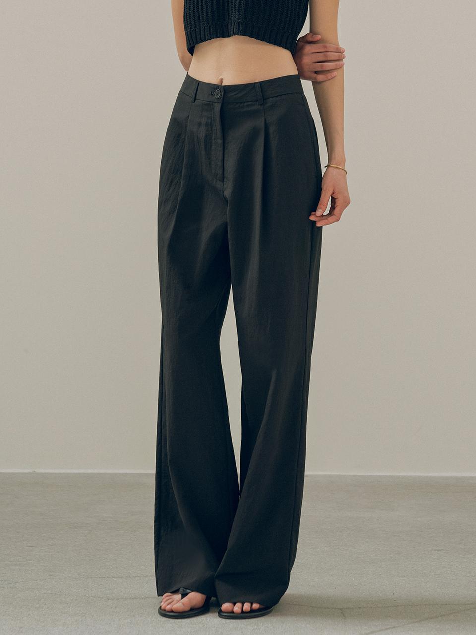 Siyazu Semi Boots Cut Slacks_Black