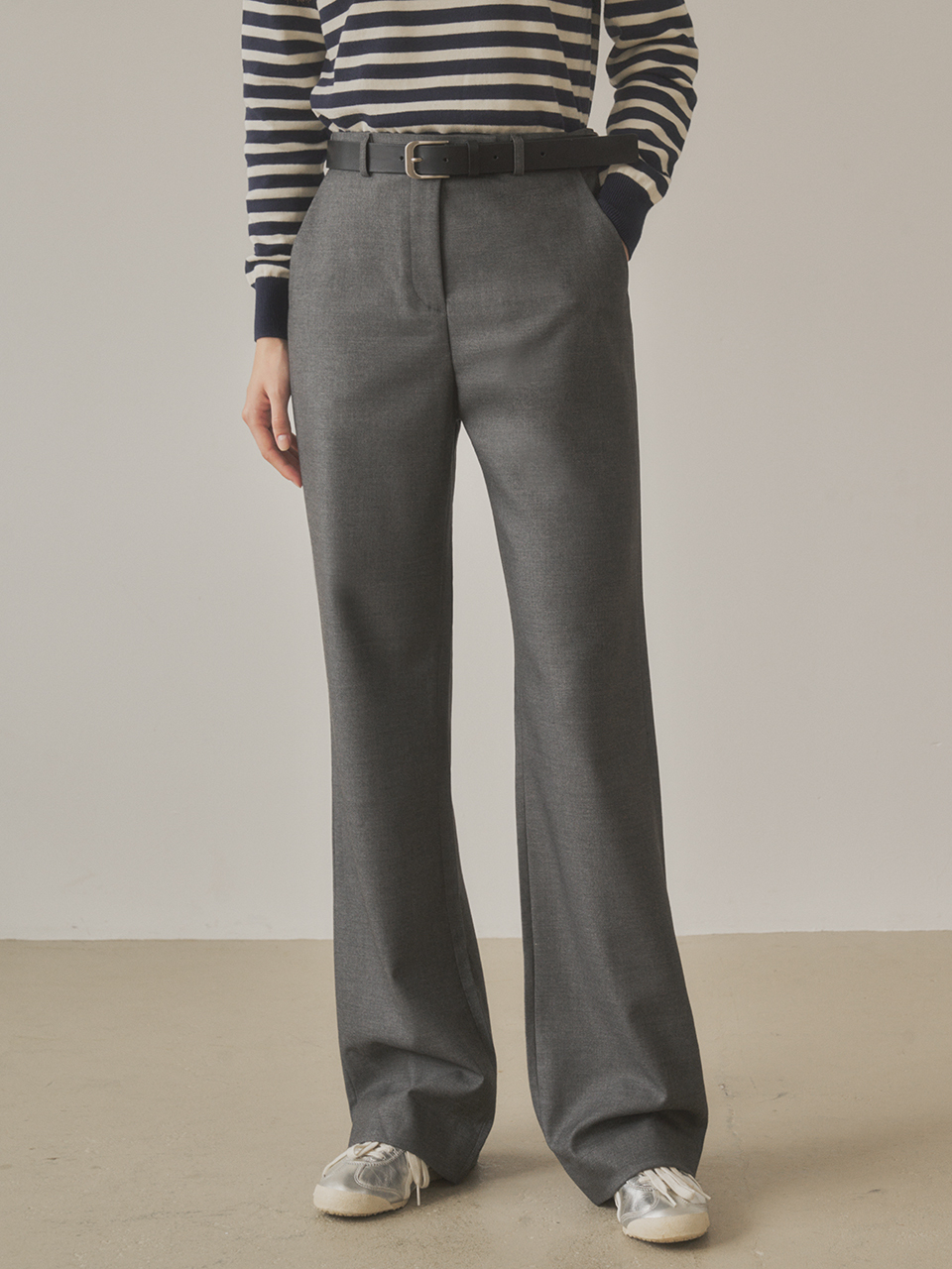 Siyazu Side Banded Essential Slacks (2 Colors)