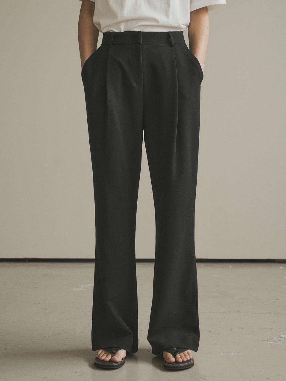 Siyazu SIPT7108 One-tuck Loose Fit Bootscut Slacks_Black