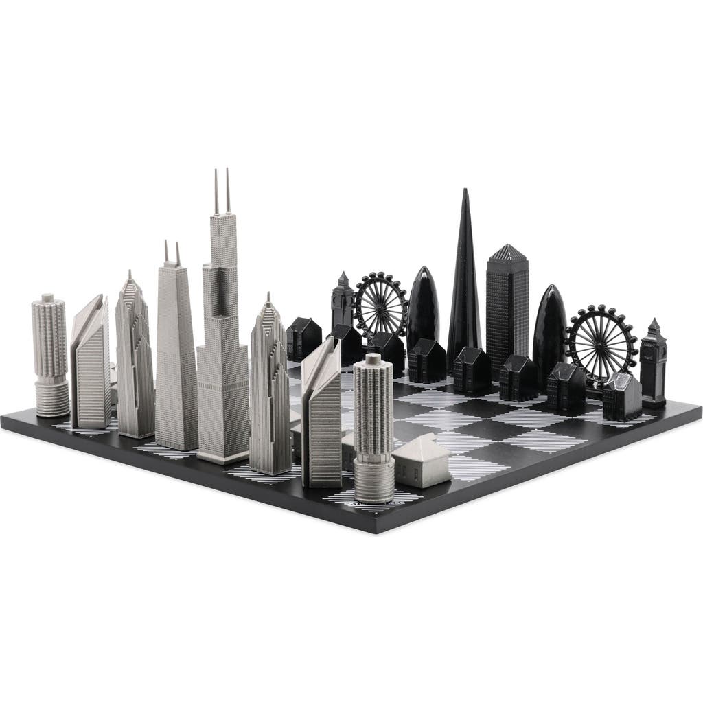 SKYLINE CHESS SKYLINE CHESS Chess Set Stainless Steel LONDON vs CHICAGO with B/W Hatch Board