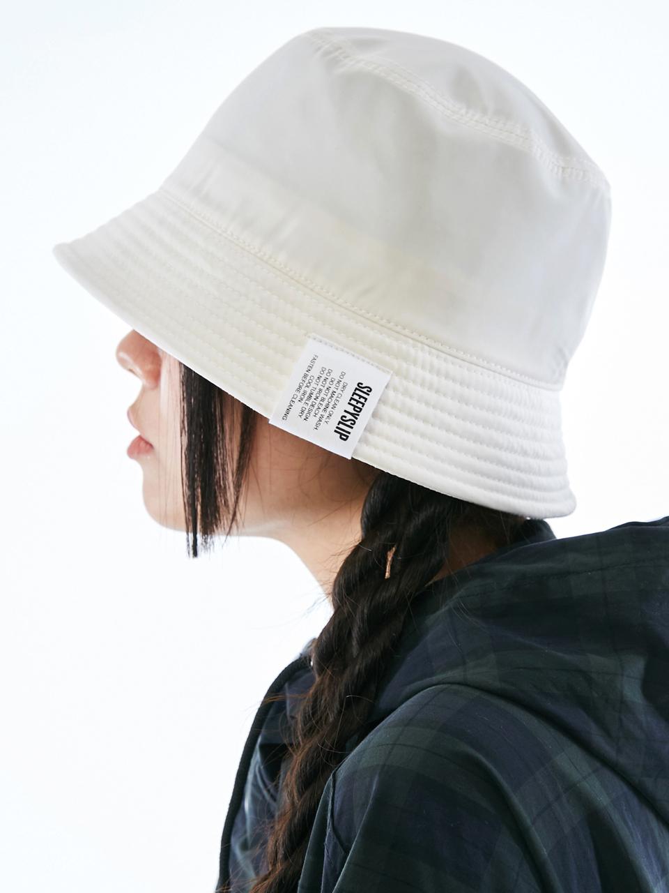SLEEPYSLIP SATIN WHITE BUCKET HAT