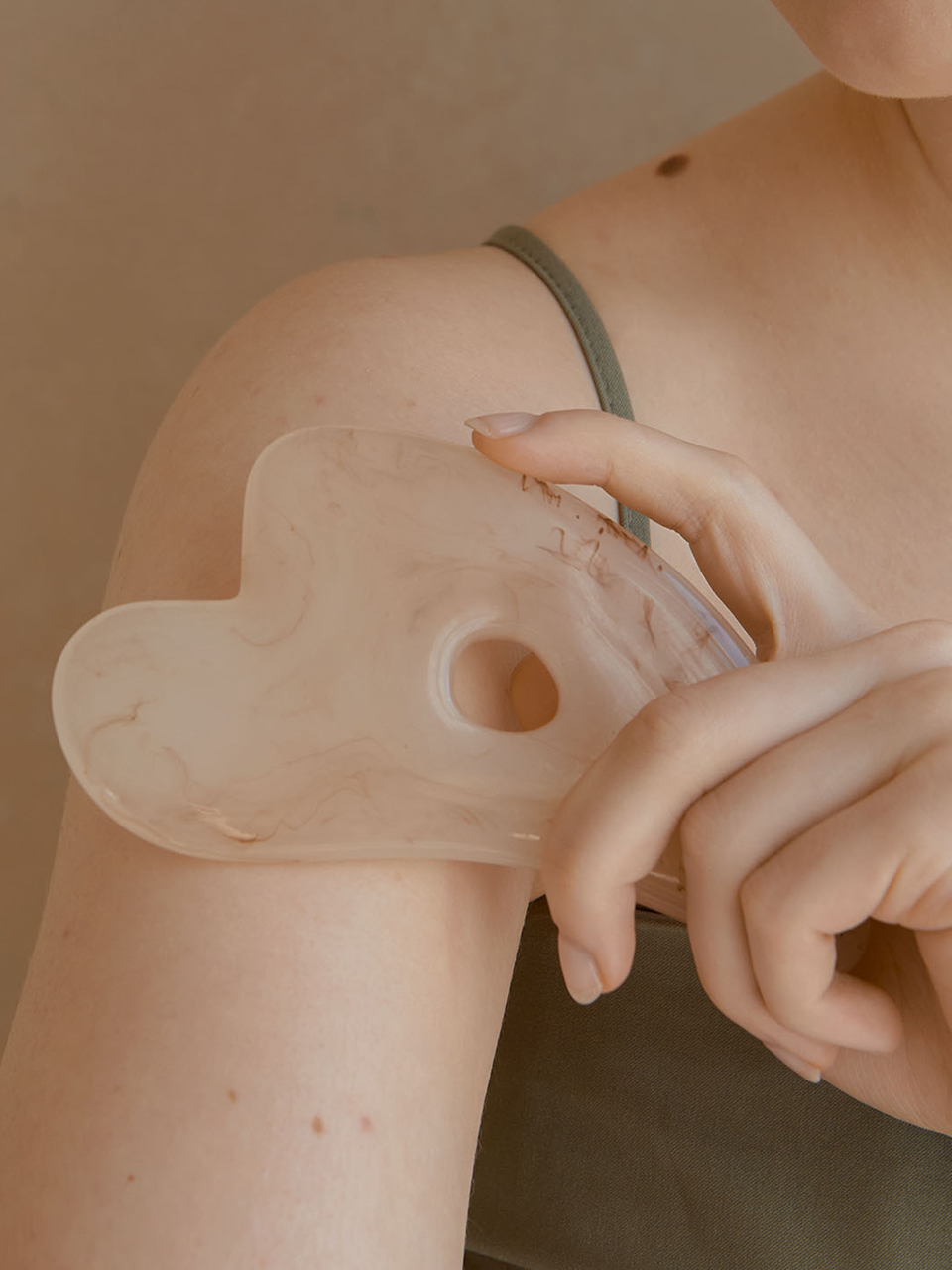 slowhumming Love Fit Gua Sha