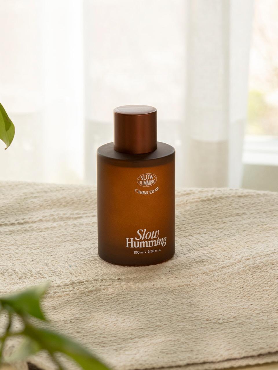 slowhumming Woodinary Fragrance Spray Carbin Cedar (100ml)