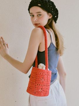 Slowslowly No.221 / Lily Raffia Crochet Bucket Bag _ Red