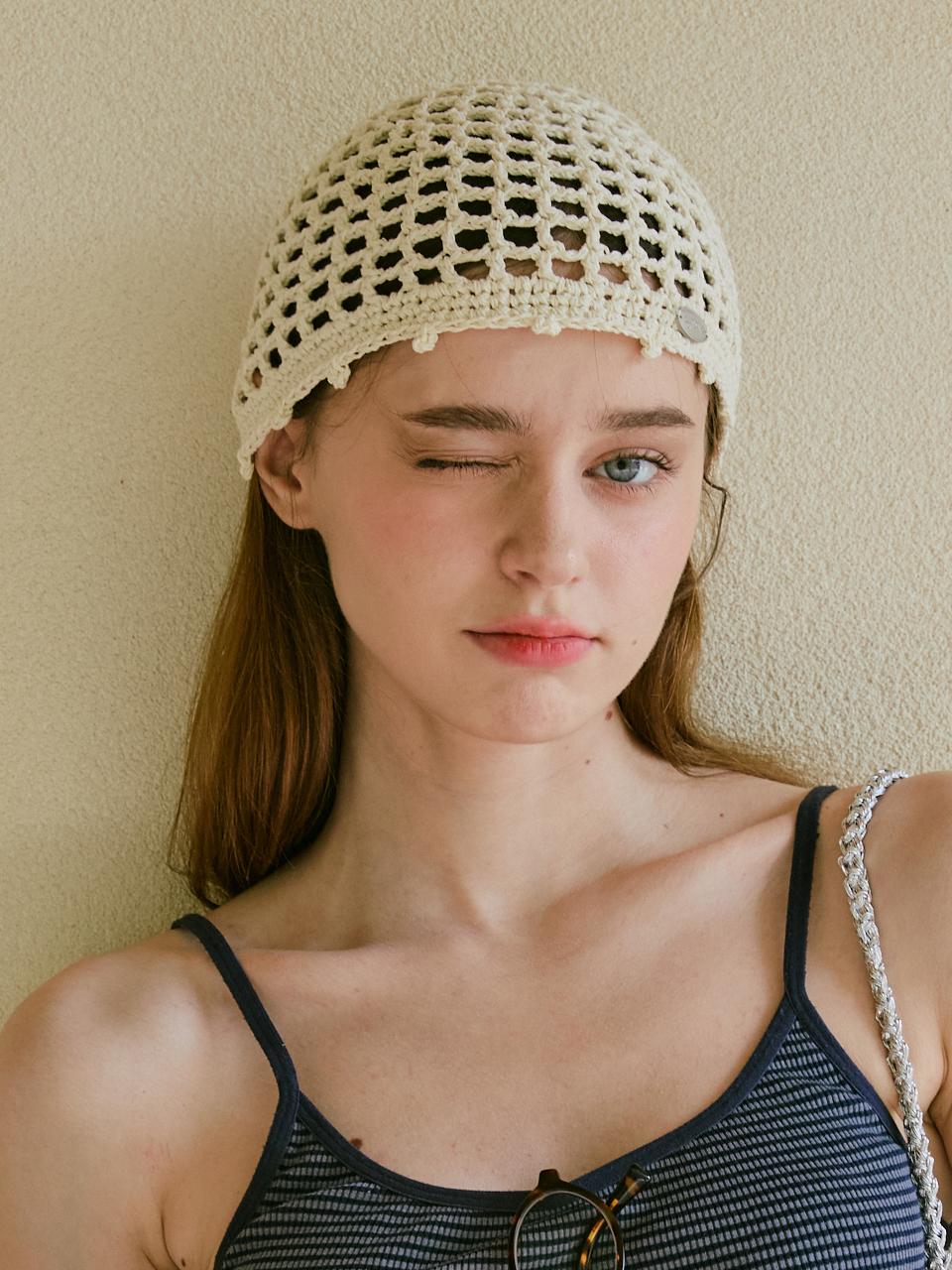 Slowslowly No.232 / Lily Punching Short Beanie _ Beige