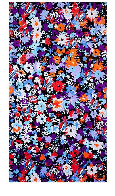 Slowtide Slowtide Dead Flowers Beach Towel