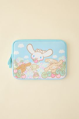 Sonix Sonix X Sanrio Cinnamoroll & Mocha Puffy Laptop Sleeve in Blue at Urban Outfitters