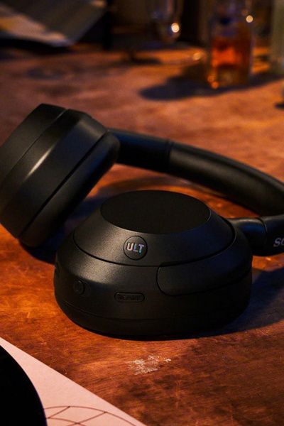 Sony Sony ULT WEAR Wireless Noise Canceling Headphones in Black at Urban Outfitters