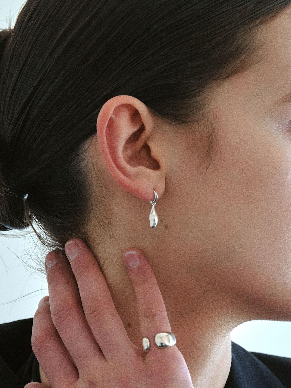 Soorium Bud Earrings