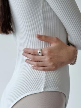 Soorium Vase Ring