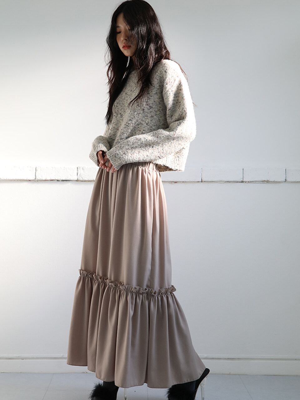 SORRY TOO MUCH LOVE Daphne Double Shirring Skirt_Beige