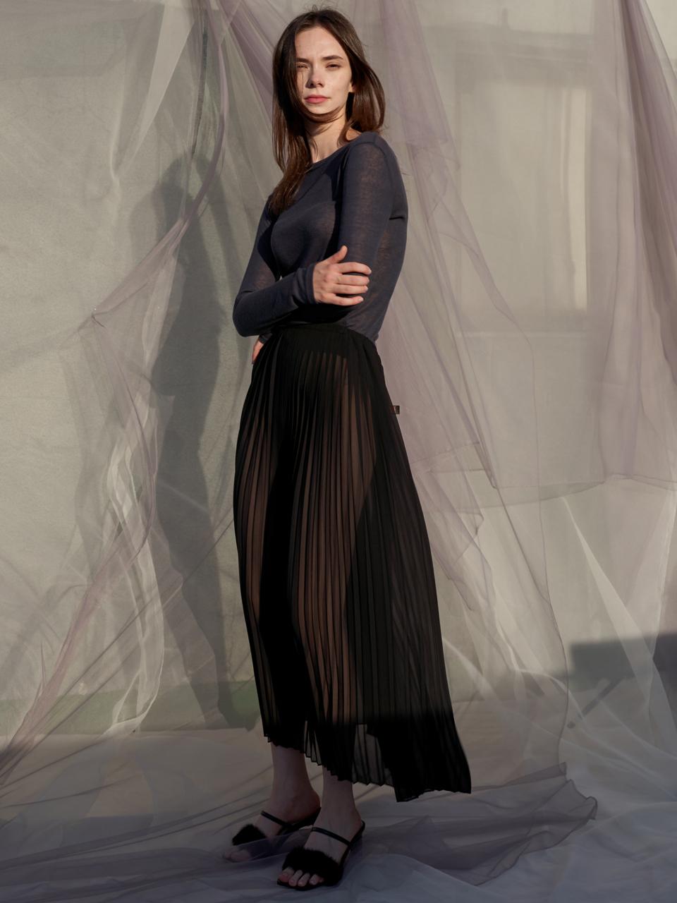 SORRY TOO MUCH LOVE Four Season Pleats Chiffon Skrit_Black
