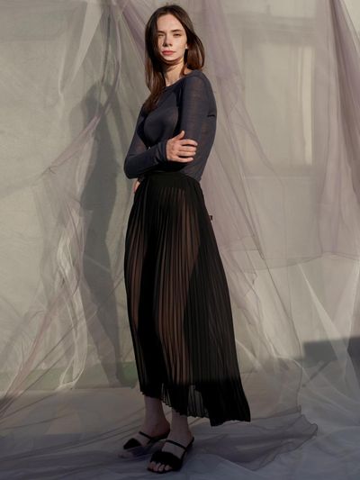 SORRY TOO MUCH LOVE Four Season Pleats Chiffon Skrit_Black