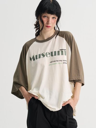 SORRY TOO MUCH LOVE Season Point Museum Raglan T-shirt_Brown