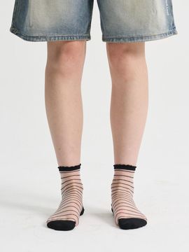 SORRY TOO MUCH LOVE SeeThrough Stripe Socks_Black