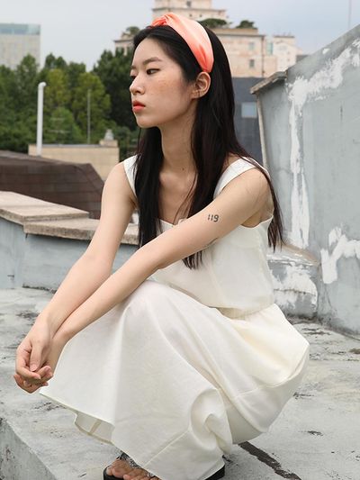SORRY TOO MUCH LOVE Sharon Oganza Hairband_Orange