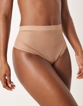 Spanx SPANXshape Invisible thong in cafe au lait-Neutral