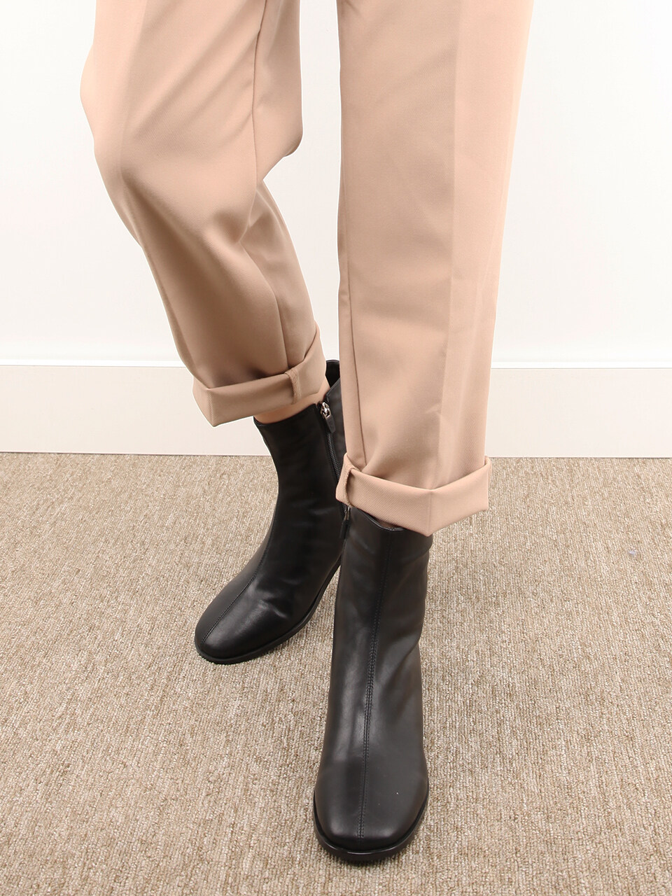 SPUR Basic Slim Ankle Boots - 4 Colors
