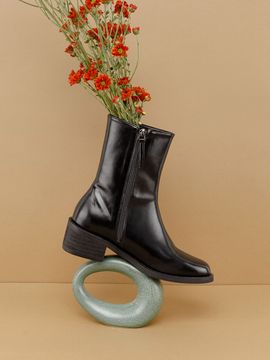 SPUR Bruno Minimal Middle Boots - 2 Colors