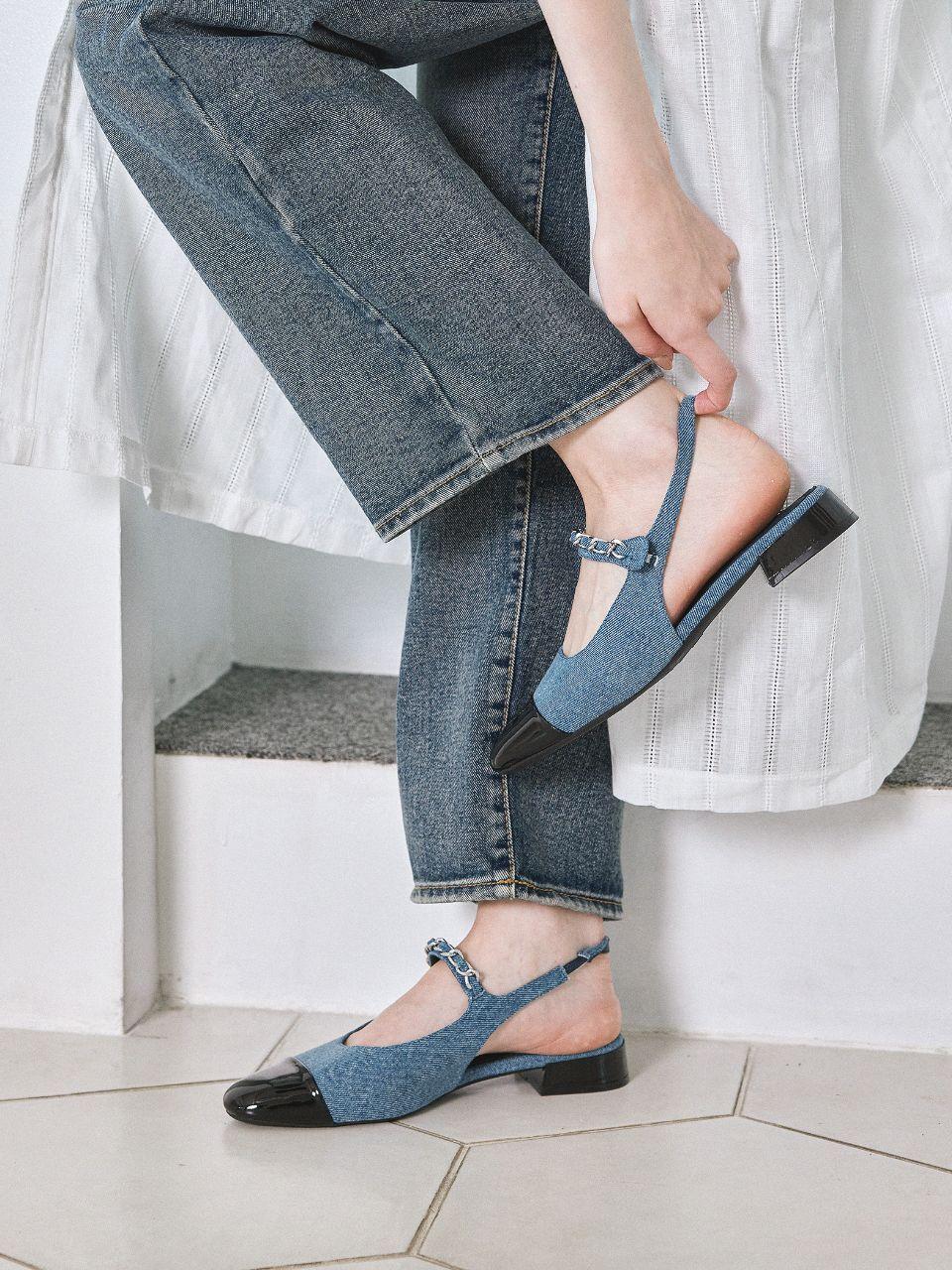 SPUR Chain Strap Sling Back