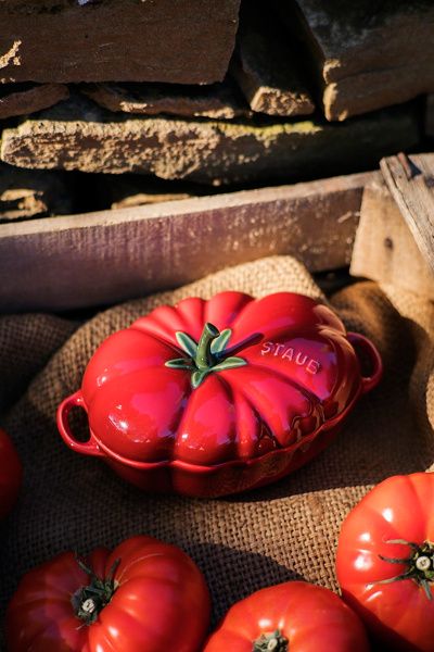 Staub Staub Ceramic 16-oz Petite Tomato Cocotte Baking Dish in Cherry at Urban Outfitters