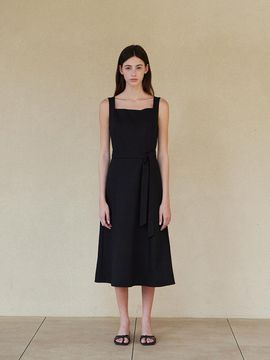 STEP AROUND Square neck sleevless onepiece_BLACK