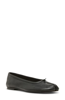 Steve Madden Steve Madden Calico Split Toe Ballet Flat