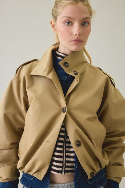 Steve Madden Steve Madden Fayden Cropped Trench Jacket in Khaki, Women's at Urban Outfitters