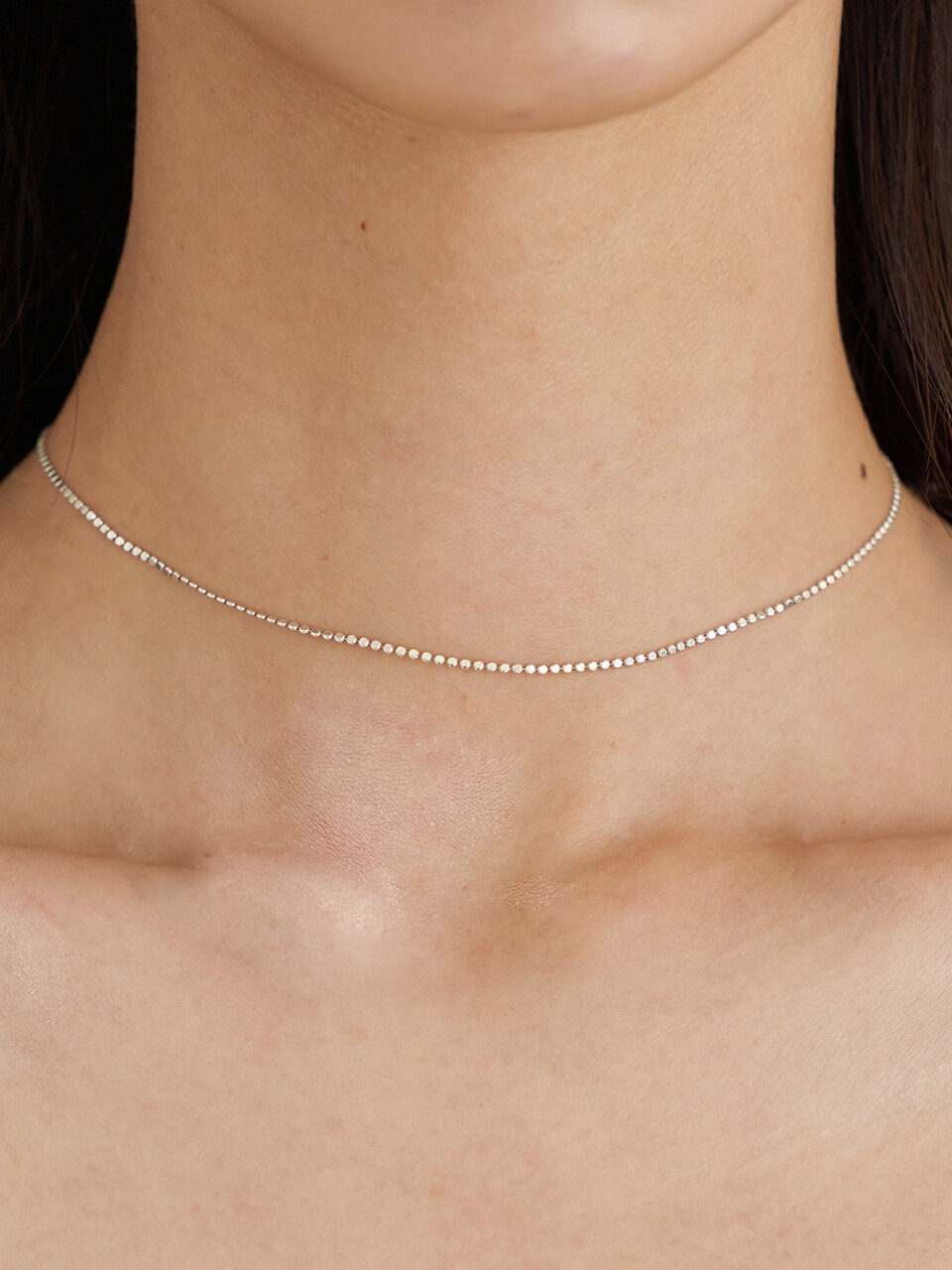STILL INSTANT Snow Glow Necklace 07