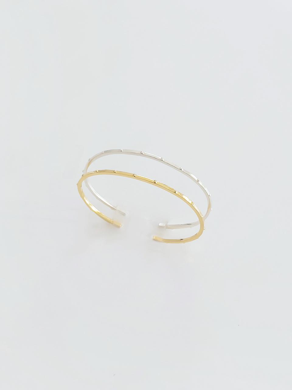 STILL INSTANT Tide Dot Bracelet