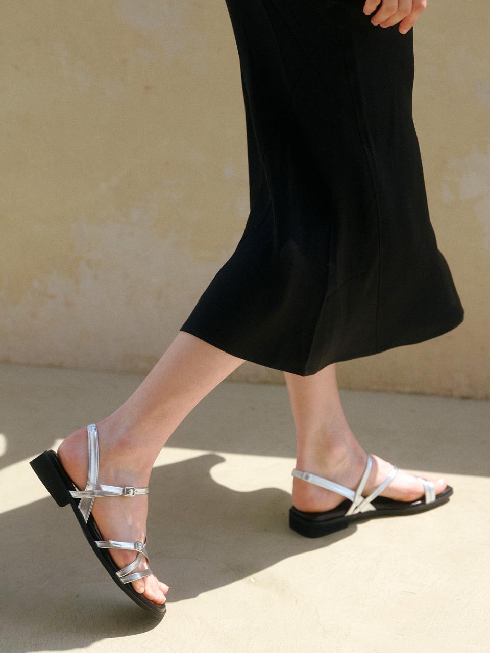 Stiu Edge Velcro Strap Sandal_Silver