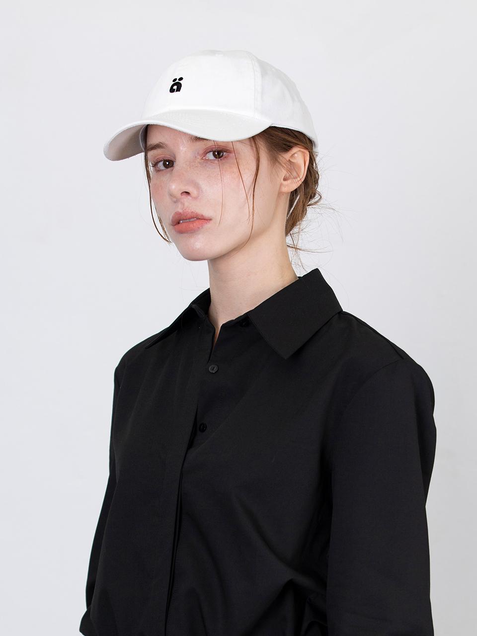 Studio Flakt Small A Logo Ball Cap_White