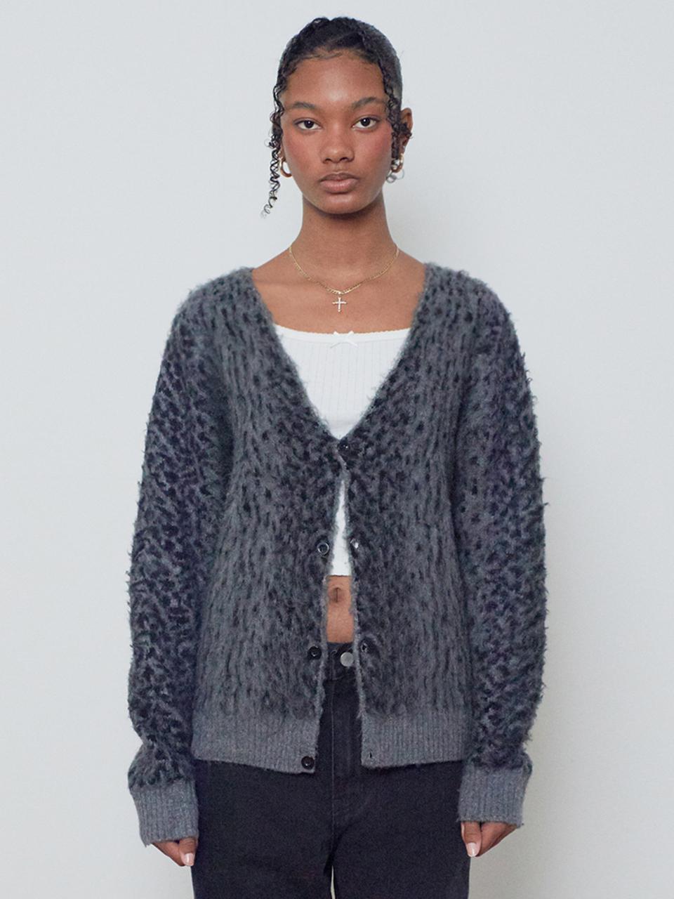 SUADE Leopard Pattern Hairy Texture Cardigan [BLACK]