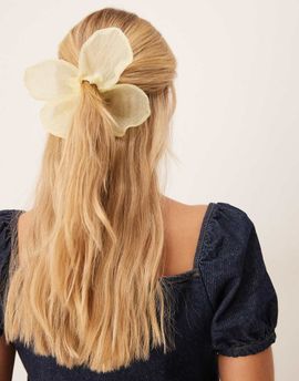 Sui Ava Sui Ava buttercup floral hair scrunchie in yellow